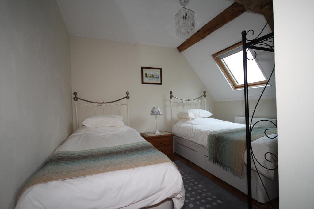 Chambres D'Hotes La Difference-Le Pressoir Rouelle Rom bilde